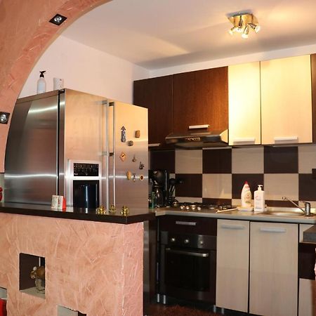 Amelia House Hotell Făgăraş Exteriör bild