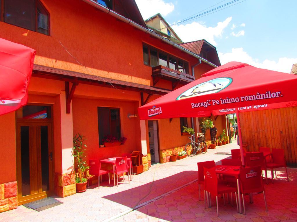 Amelia House Hotell Făgăraş Exteriör bild